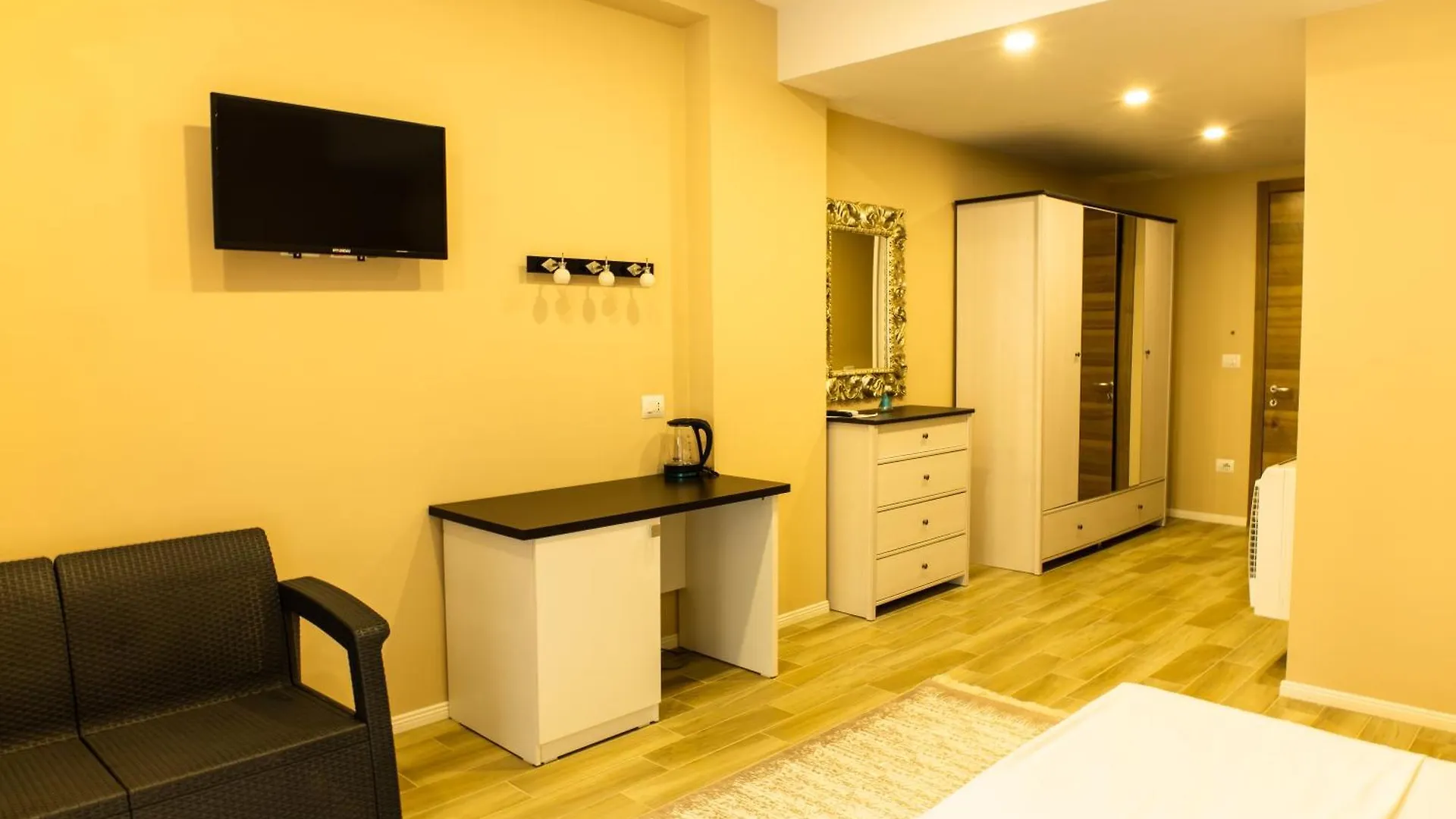 Costa Del Sol Hotel Durres 4*,  Albania